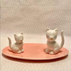 LC Lauren Conrad Pink and White Cat Figurine Set